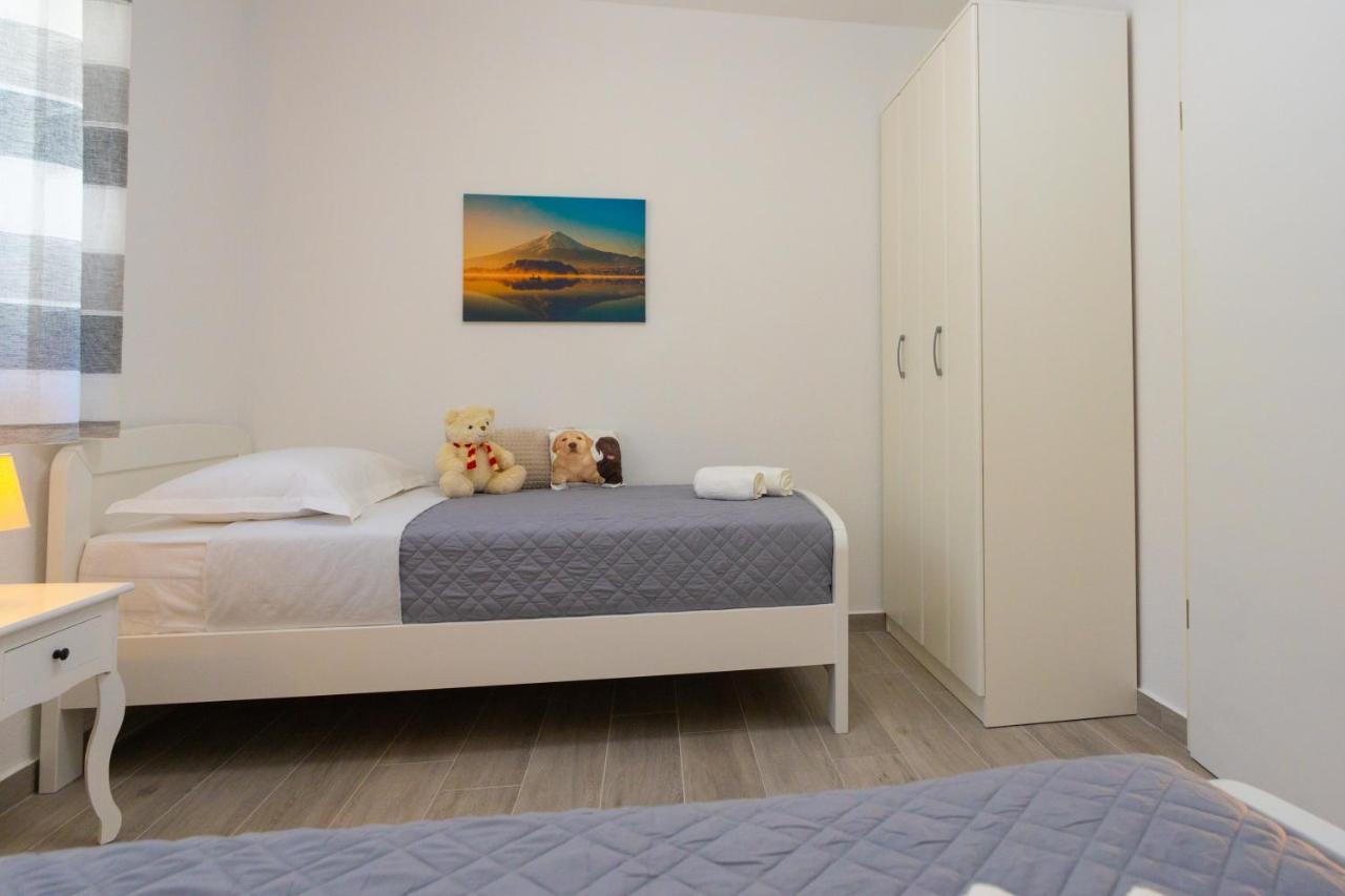 Apartments Jasa Deluxe Makarska Ngoại thất bức ảnh
