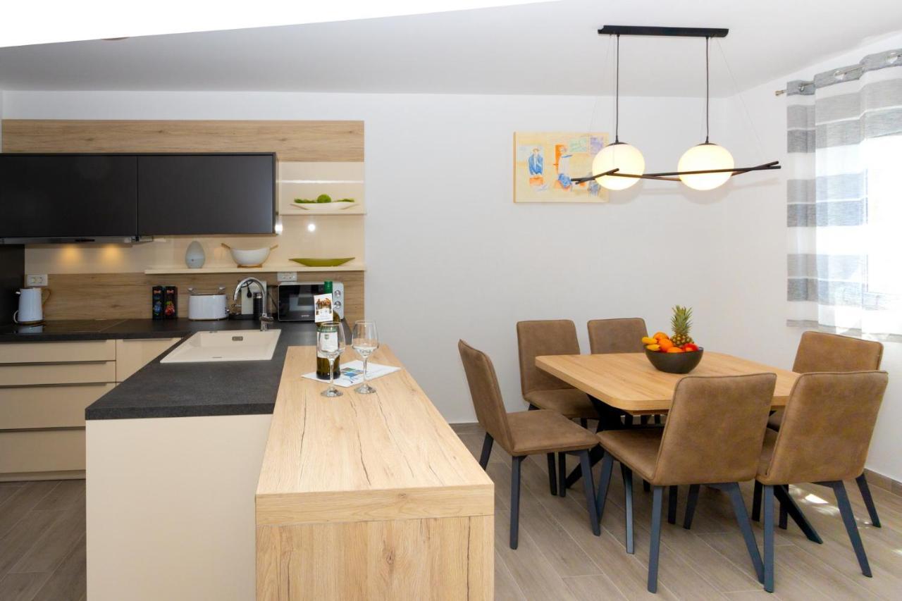 Apartments Jasa Deluxe Makarska Ngoại thất bức ảnh