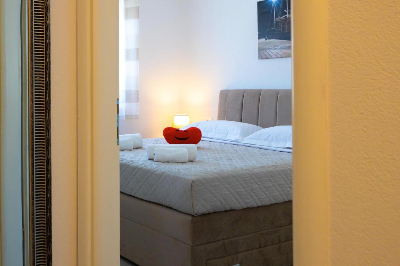 Apartments Jasa Deluxe Makarska Ngoại thất bức ảnh