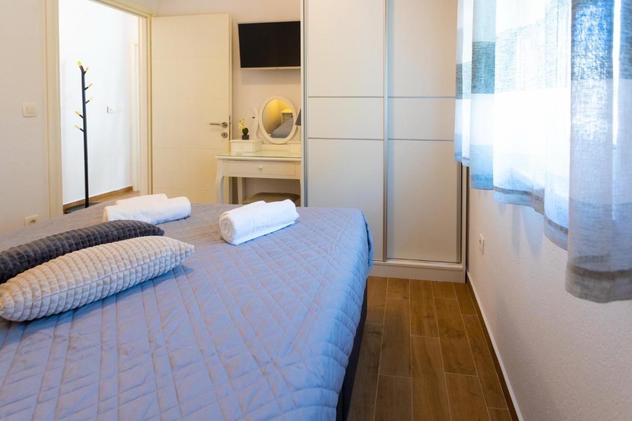 Apartments Jasa Deluxe Makarska Ngoại thất bức ảnh