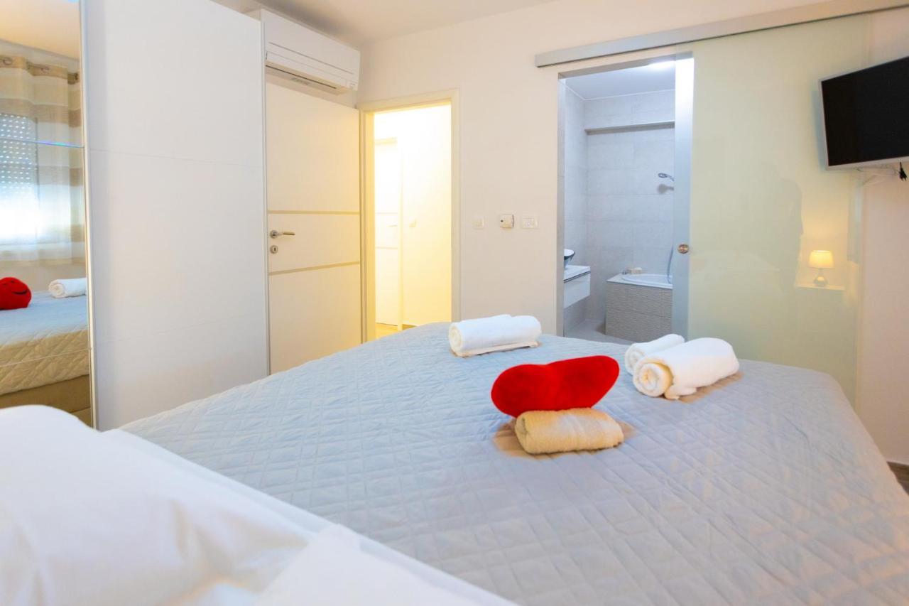 Apartments Jasa Deluxe Makarska Ngoại thất bức ảnh