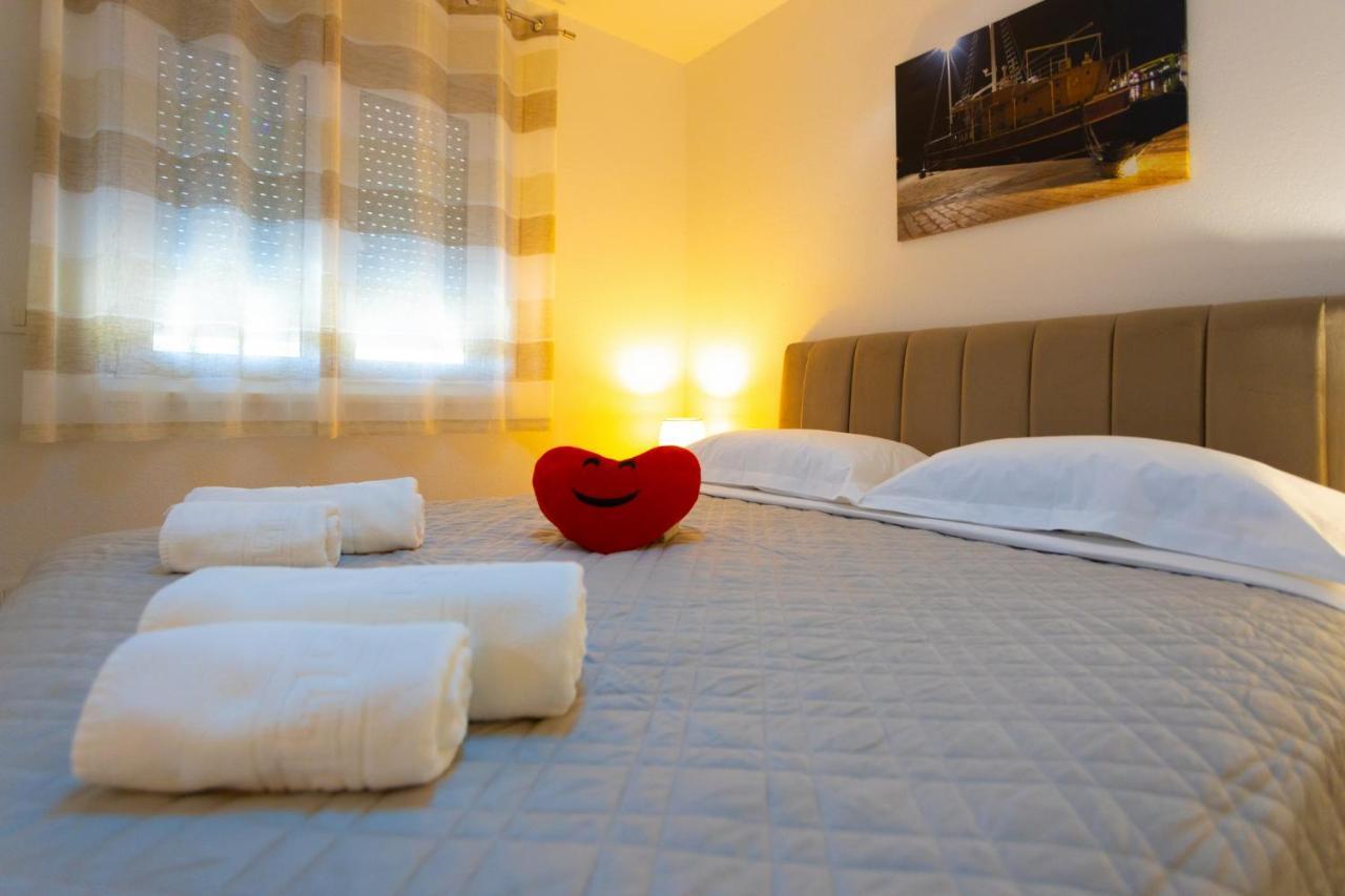 Apartments Jasa Deluxe Makarska Ngoại thất bức ảnh